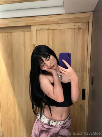 18chloe