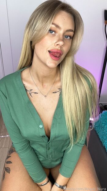 8a8y