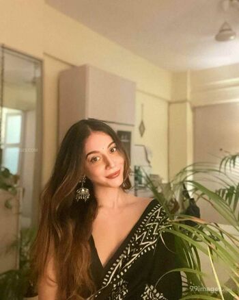 Aahana Kumra