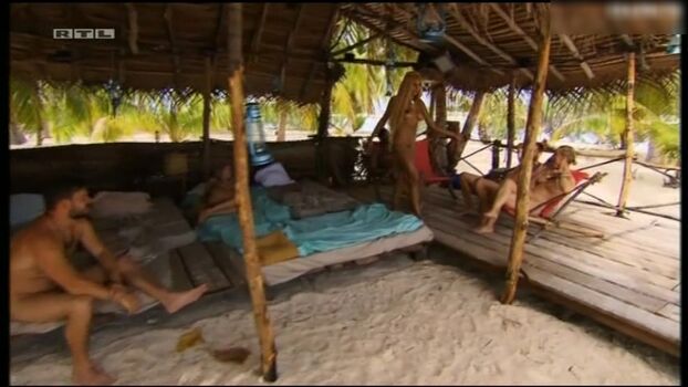Adam sucht Eva – Gestrandet im Paradies