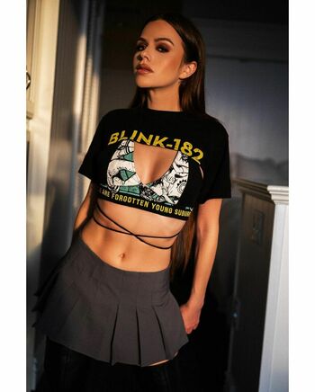 adelinesofficial