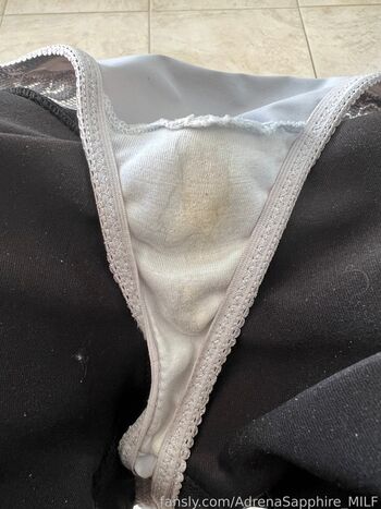 AdrenaSapphire_MILF