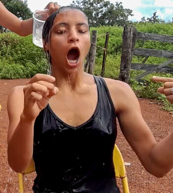 Adrielly Lima