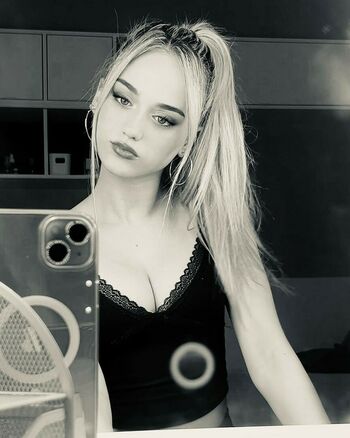 Adriianaasz