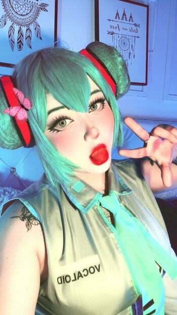Ahrii_meow