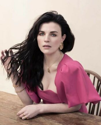 Aisling Bea