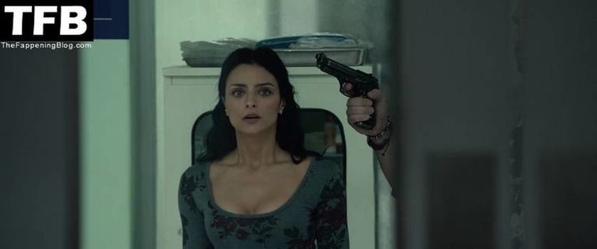 Aislinn Derbez