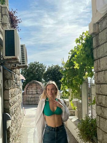 aislinxxxmodel