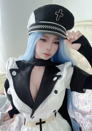 Akari_Cos