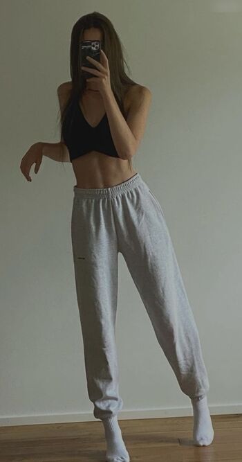 aleandrafrerk / ale4ndra