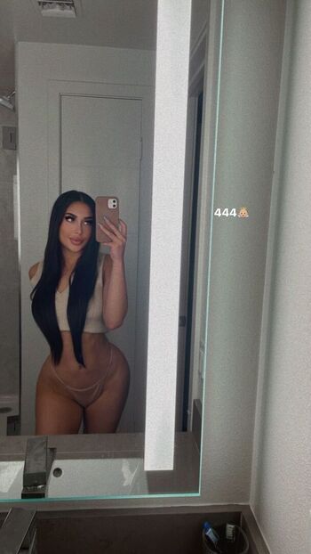 Alejandra Rosas