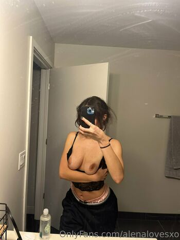 alenalovesxo