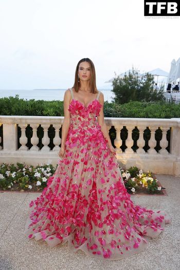 Alessandra Ambrosio