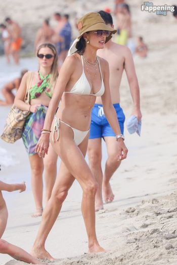 Alessandra Ambrosio