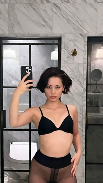 Alexa Demie