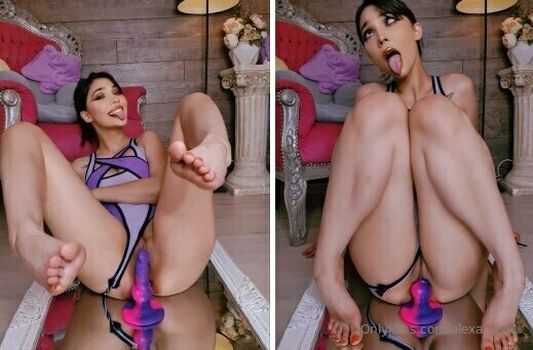 alexa_kiss1
