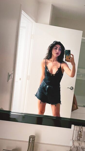 Alexa Mansour