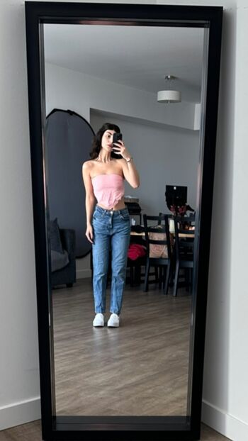 Alexa Mansour