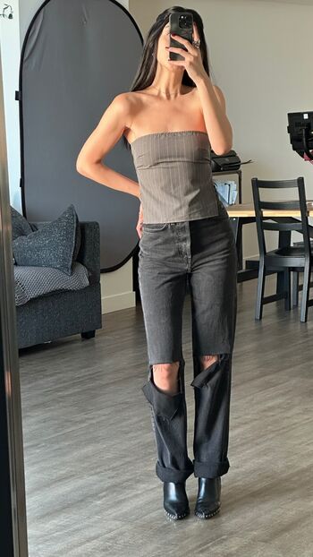 Alexa Mansour