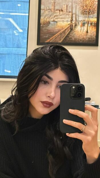 Alexa Mansour