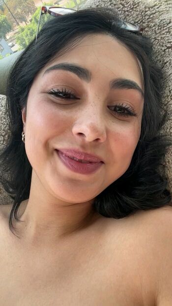 Alexa Mansour