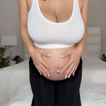 Alexa Pearl