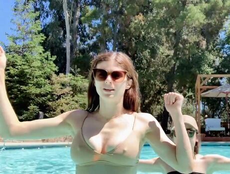 Alexandra Daddario