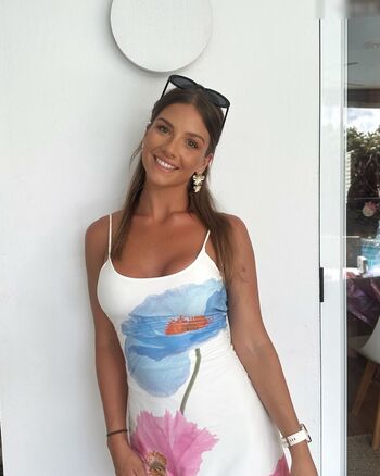 Alexandra Jolly