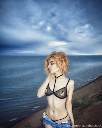 alexandra_shock