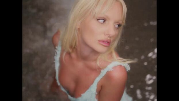 Alexandra Stan