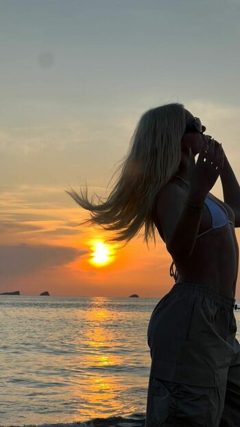 Alexandra Stan