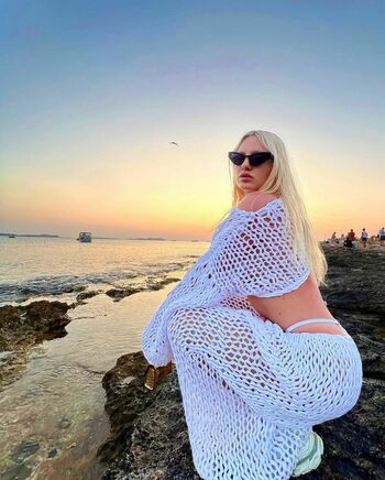 Alexandra Stan