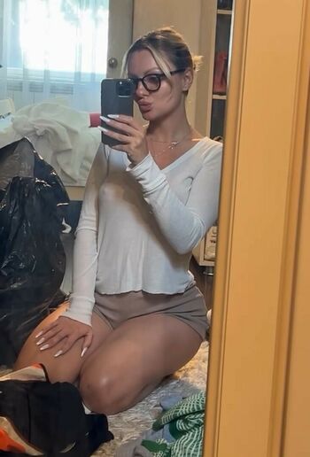 Alexandra Stan