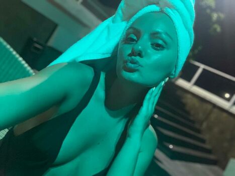 Alexandra Stan