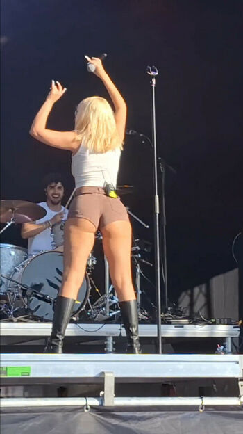 Alexandra Stan