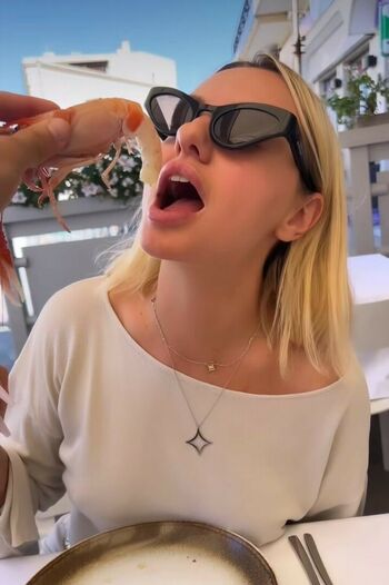 Alexandra Stan