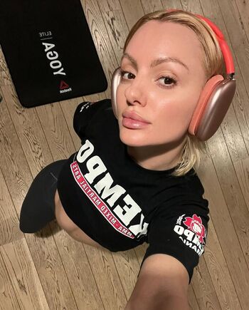 Alexandra Stan