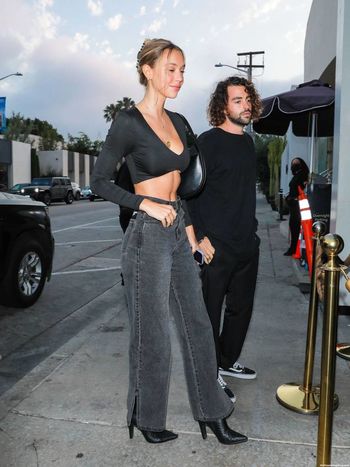 Alexis Ren