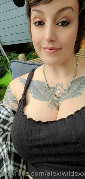 alexiwildexxx