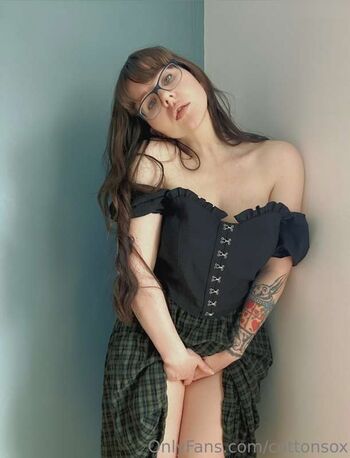 Alice Cottonsox