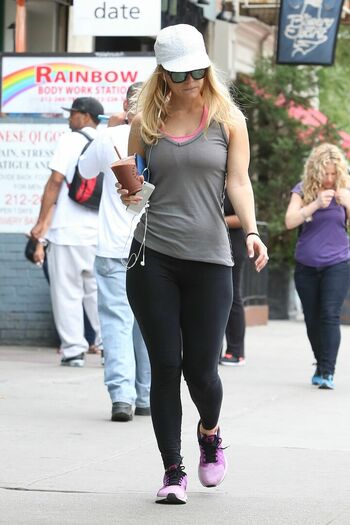 Alice Eve