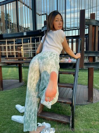 alice.feetze