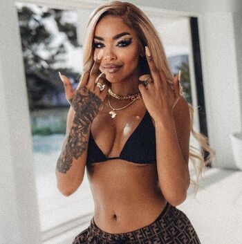 Alicia Awa