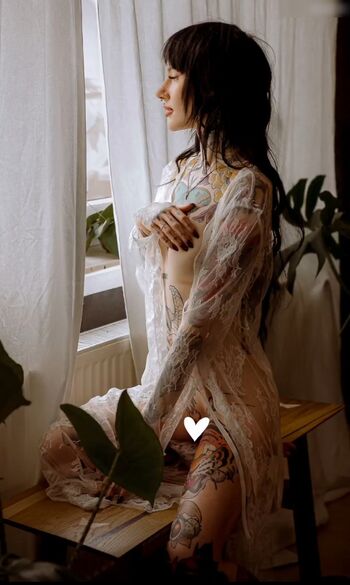Alina Benson/Alinabnsn
