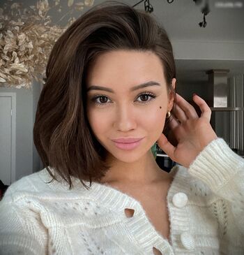 Alina Lando