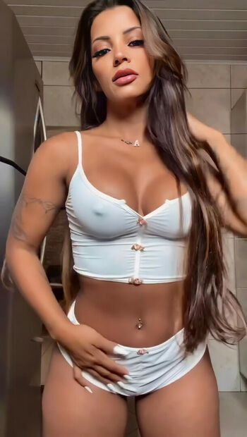 Aline Amorim