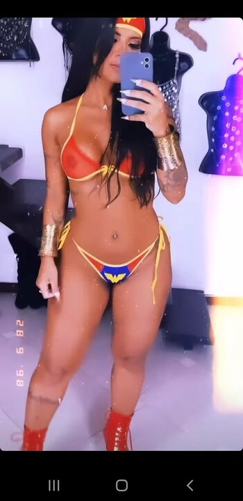 Aline Carvalho