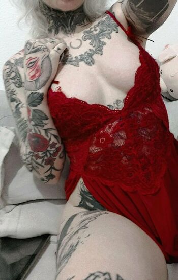 Aline Fox