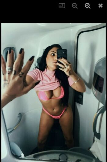 Aline Tavares