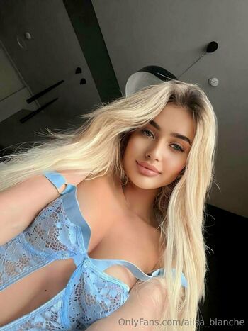 alisa_blanche